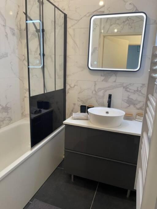 Grand T2 -  la Fonderie -parking Gratuit Apartment
